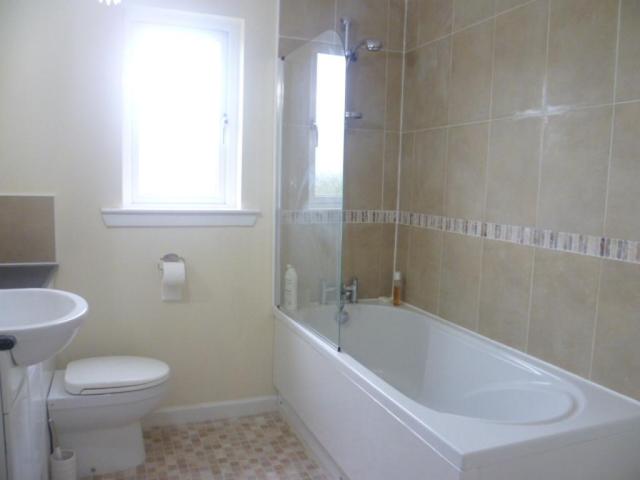  Image of 4 bedroom Detached house to rent in Hillside Place Greengairs Airdrie ML6 at Wattson North Lanarkshire North Lanarkshire, ML6 7FH