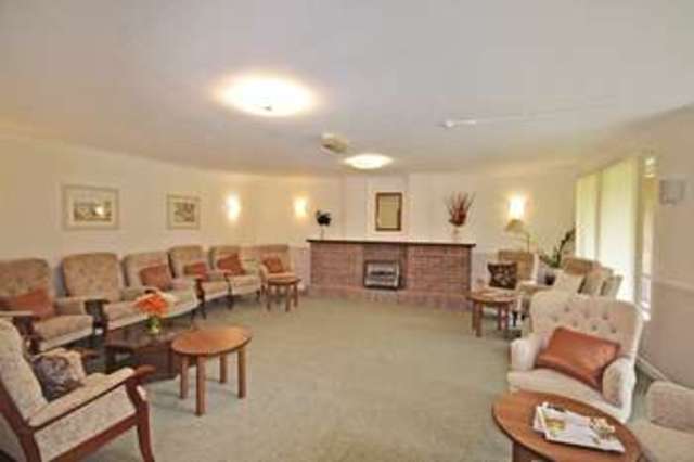  Image of 1 bedroom Retirement Property for sale in Pine Tree Glen Westbourne Bournemouth BH4 at Pine Tree Glen Westbourne Bournemouth, BH4 9ES