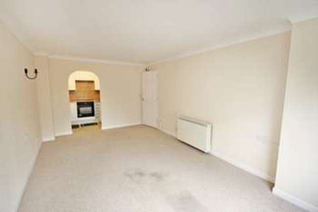  Image of 1 bedroom Retirement Property for sale in Pine Tree Glen Westbourne Bournemouth BH4 at Pine Tree Glen Westbourne Bournemouth, BH4 9ES