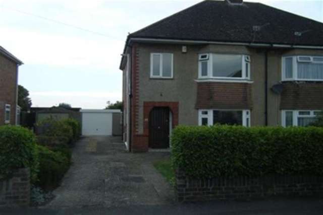  Image of 3 bedroom Detached house to rent in Horsham Avenue Bournemouth BH10 at Bournemouth, BH10 7JF