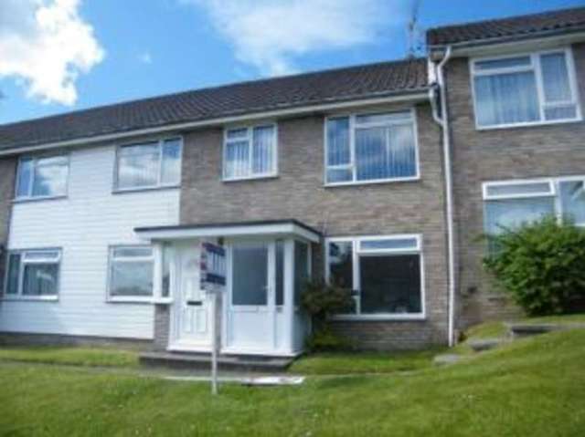  Image of 2 bedroom Flat for sale in Windrush Way Hythe Southampton SO45 at Hythe Southampton Hythe, SO45 6JH