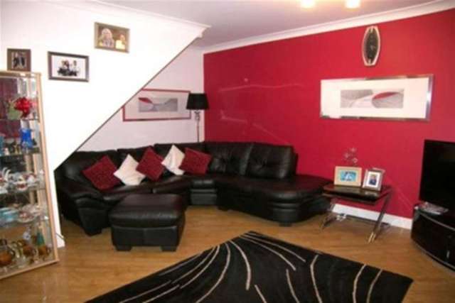  Image of 3 bedroom Detached house to rent in Isabella Close King