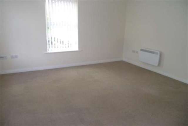  Image of 2 bedroom Flat to rent in Ivatt Drive Crewe CW2 at Crewe, CW2 6BF
