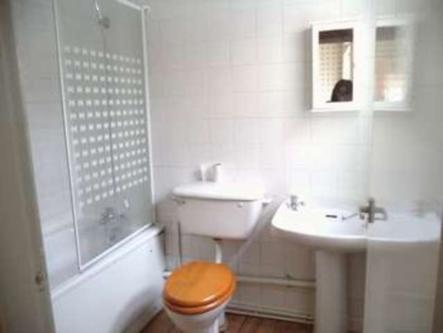  Image of 2 bedroom Terraced house to rent in Jubilee Road Crosby Liverpool L23 at Jubilee Road Crosby Liverpool, L23 3BD