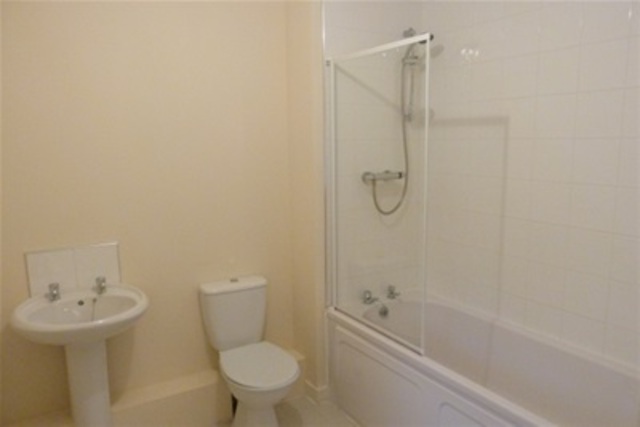  Image of 3 bedroom Detached house to rent in Riccarton Road Kilmarnock KA1 at Hurlford East Ayrshire East Ayrshire, KA1 5GA