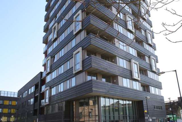  Image of 1 bedroom Flat for sale in Spencer Way London E1 at Spencers Way Shadwell London, E1 2PW