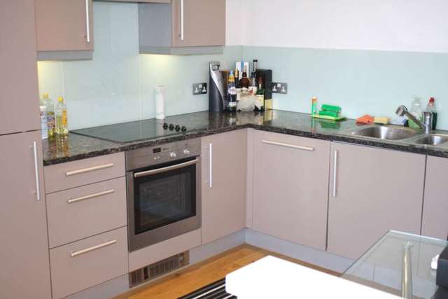  Image of 1 bedroom Flat for sale in Spencer Way London E1 at Spencers Way Shadwell London, E1 2PW