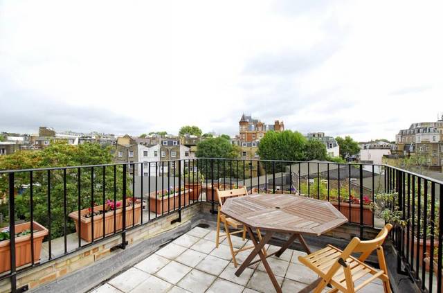  Image of 1 bedroom Flat to rent in Kempsford Gardens London SW5 at Kempsford Gardens  London, SW5 9LH