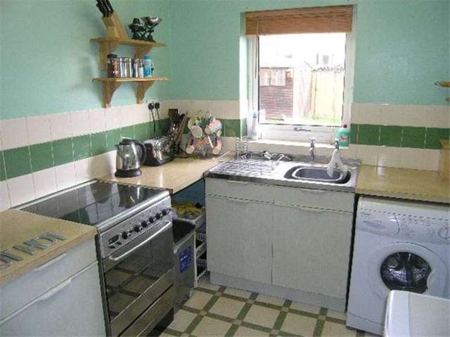  Image of 2 bedroom Detached house to rent in Kendal Way Cambridge CB4 at CHESTERTON  Chesterton, CB4 1LP