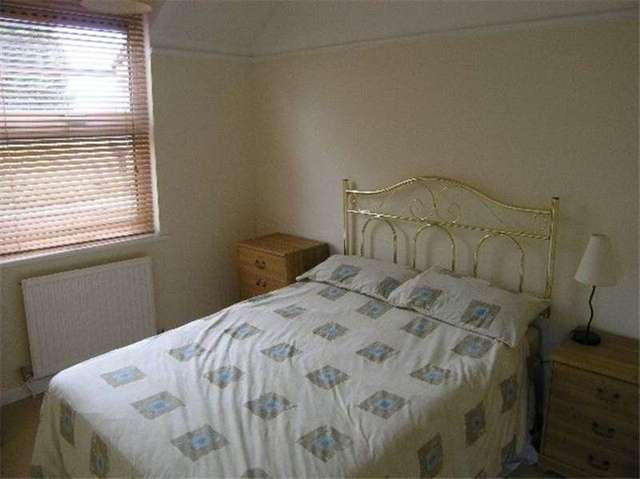  Image of 2 bedroom Detached house to rent in Kendal Way Cambridge CB4 at CHESTERTON  Chesterton, CB4 1LP