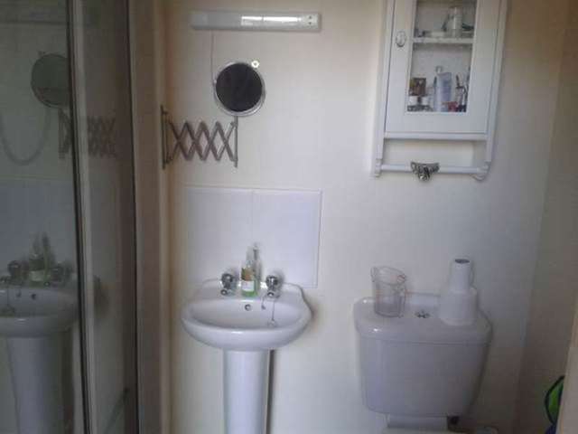  Image of 2 bedroom Apartment to rent in Kenilworth Road Leamington Spa CV32 at Leamington Spa  Royal Leamington Spa, CV32 5TE