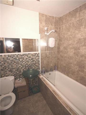  Image of 1 bedroom Flat to rent in Kent Road Glasgow G3 at City Centre Glasgow Glasgow, G3 7BY