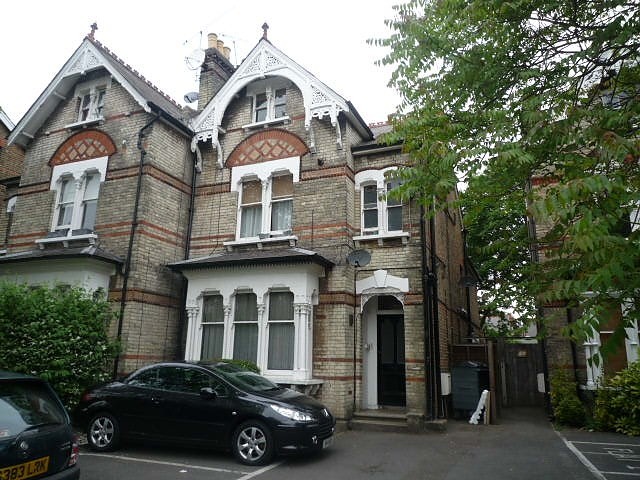  Image of 1 bedroom Flat to rent in Kingston Hill Kingston upon Thames KT2 at Kingston Upon Thames, KT2 7PW