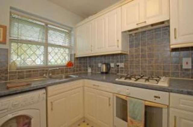  Image of 2 bedroom Flat for sale in Lorne Gardens Knaphill Woking GU21 at Knaphill Woking Knaphill, GU21 2QL