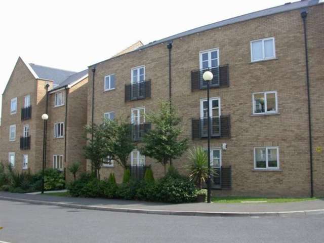  Image of 2 bedroom Flat to rent in Langbourne Place London E14 at Westferry Road  Docklands, E14 3WN