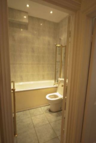  Image of 5 bedroom House Share to rent in Lauderdale Road London W9 at Maida Vale W9 London, W9 1NQ