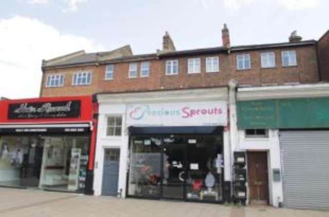  Image of 1 bedroom Flat for sale in Lewisham High Street London SE13 at London  Hither Green, SE13 6NZ