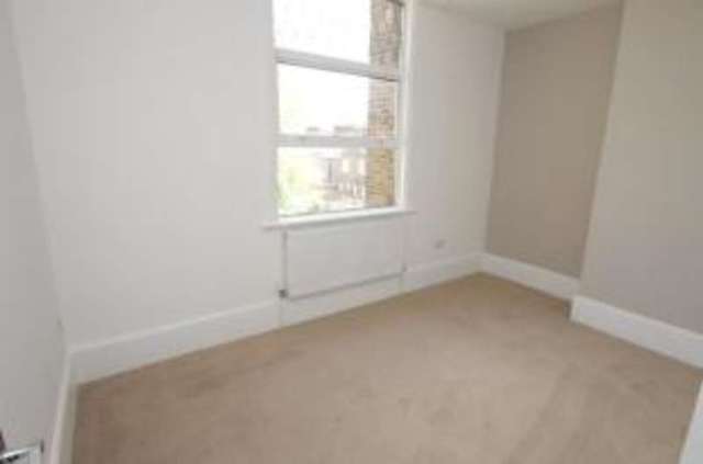  Image of 1 bedroom Flat for sale in Lewisham High Street London SE13 at London  Hither Green, SE13 6NZ