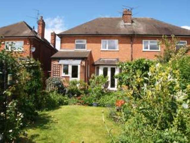  Image of 3 bedroom Semi-Detached house for sale in Lincoln Road Newark NG24 at Lincoln Road  Newark, NG24 2DQ