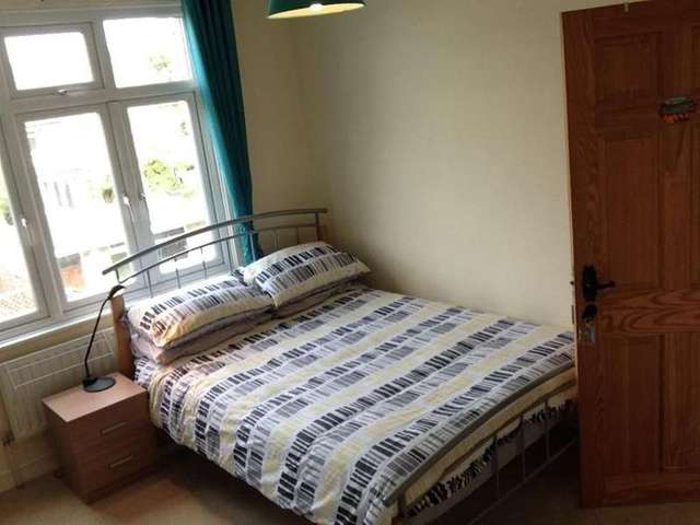  Image of 1 bedroom Detached house to rent in Lingfield Road Gravesend DA12 at Gravesend  Kent, DA12 5AH