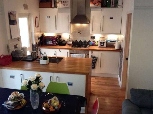  Image of 1 bedroom Detached house to rent in Lingfield Road Gravesend DA12 at Gravesend  Kent, DA12 5AH