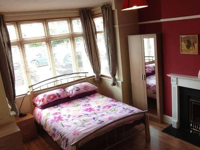  Image of 1 bedroom Detached house to rent in Lingfield Road Gravesend DA12 at Gravesend  Kent, DA12 5AH