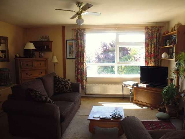  Image of 1 bedroom Flat for sale in Lingmoor Rise Kendal LA9 at Kendal Cumbria, LA9 7NU