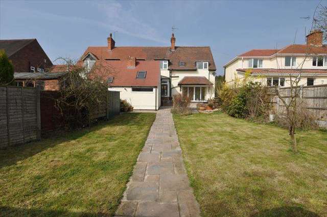  Image of 4 bedroom Semi-Detached house to rent in Linthurst Newtown Blackwell Bromsgrove B60 at Linthurst Newtown Blackwell BROMSGROVE, B60 1BS