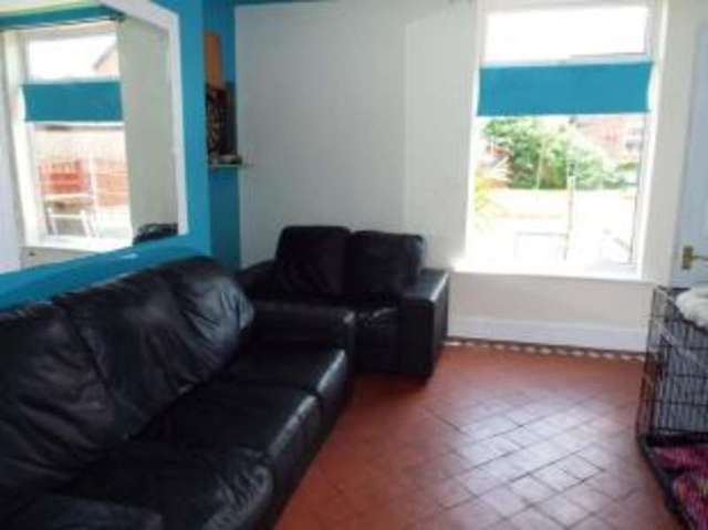  Image of 3 bedroom Semi-Detached house for sale in Little Barn Lane Mansfield NG18 at Mansfield Nottinghamshire Mansfield, NG18 3JH