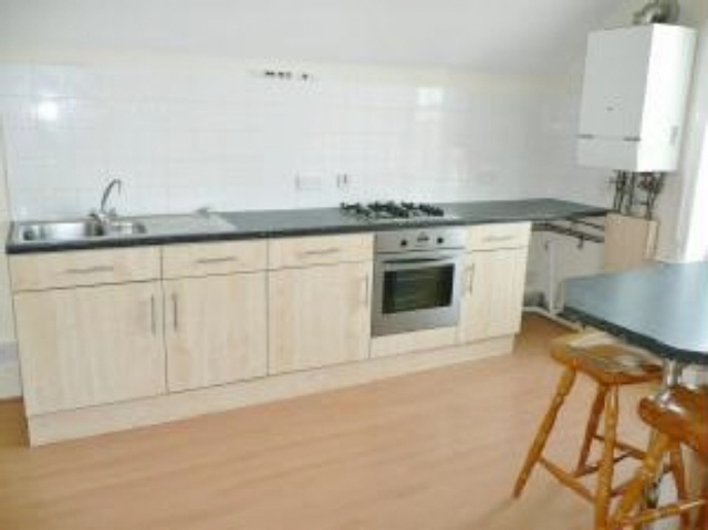  Image of 1 bedroom Flat to rent in London Road Portsmouth PO2 at North End Portsmouth North End, PO2 9JE