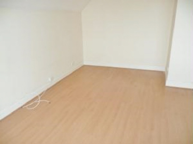  Image of 1 bedroom Flat to rent in London Road Portsmouth PO2 at North End Portsmouth North End, PO2 9JE