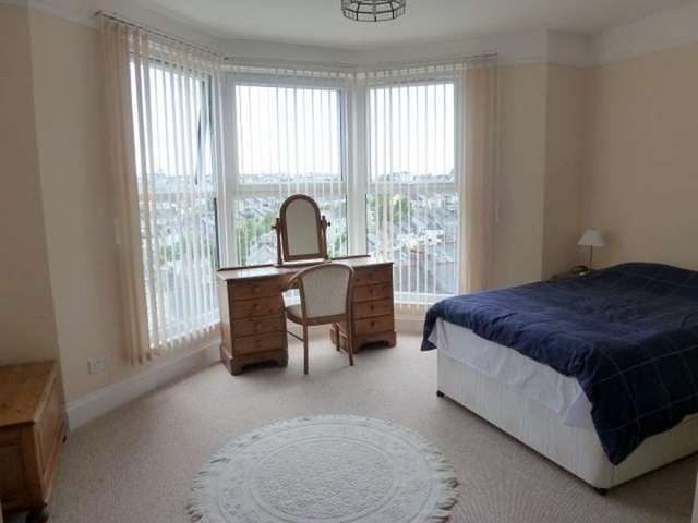  Image of 3 bedroom Maisonette for sale in Lonsdale Villas Plymouth PL4 at Mannamead Plymouth Devon, PL4 7AS