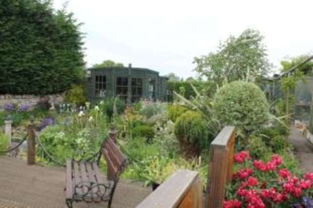  Image of 2 bedroom Semi-Detached house for sale in Loxley Road Stratford-upon-Avon CV37 at Stratford-upon-Avon Warwickshire Stratford upon Avon, CV37 7DR