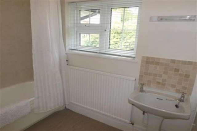  Image of 5 bedroom Detached house to rent in Burgmanns Hill Lympstone Exmouth EX8 at Exmouth, EX8 5HP