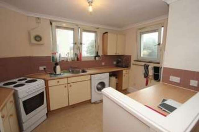  Image of 3 bedroom Flat to rent in Oak Lane London E14 at Oak Lane  London, E14 8BS