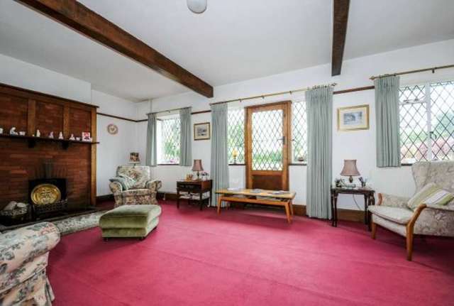  Image of 4 bedroom Detached house for sale in Manor House Drive Northwood HA6 at Northwood, HA6 2UJ