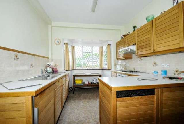  Image of 4 bedroom Detached house for sale in Manor House Drive Northwood HA6 at Northwood, HA6 2UJ