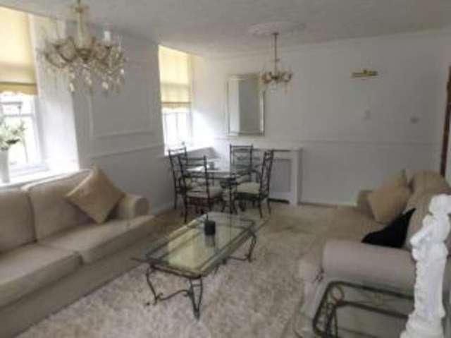  Image of 2 bedroom Flat for sale in Manor House Mansfield Woodhouse Mansfield NG19 at Mansfield Woodhouse Mansfield Mansfield Woodhouse, NG19 9LU