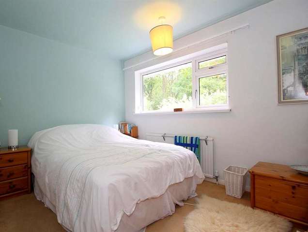  Image of 3 bedroom Detached house to rent in Marlins Turn Hemel Hempstead HP1 at Marlins Turn  Hemel Hempstead, HP1 3LW