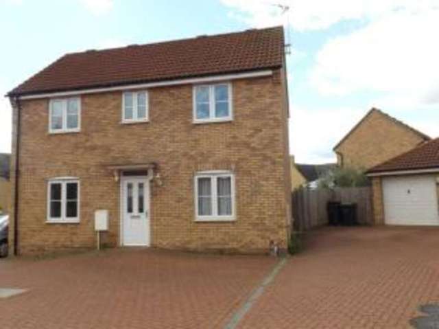  Image of 3 bedroom Detached house for sale in Maskell Drive Bedford MK41 at Bedford Bedfordshire Goldington, MK41 0GQ