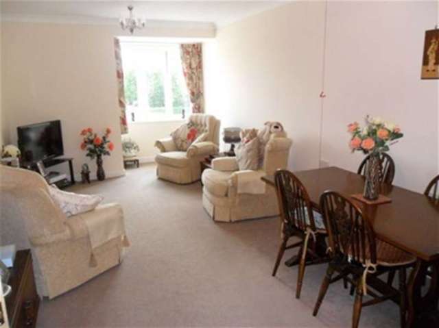  Image of 2 bedroom Flat for sale in Cresswell Crescent Bloxwich Walsall WS3 at Bloxwich, WS3 2US