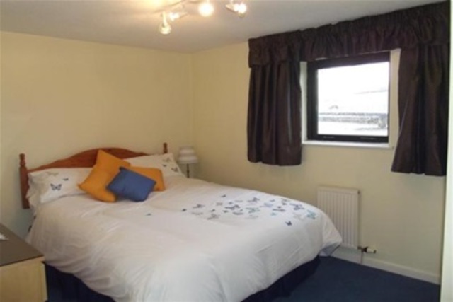  Image of 2 bedroom Flat to rent in Mavisbank Gardens Govan Glasgow G51 at Kinning Park Glasgow Glasgow, G51 1HL