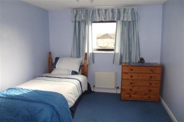  Image of 2 bedroom Flat to rent in Mavisbank Gardens Govan Glasgow G51 at Kinning Park Glasgow Glasgow, G51 1HL