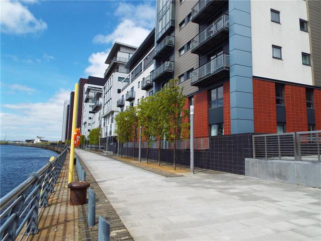  Image of 2 bedroom Flat to rent in Meadowside Quay Walk Glasgow G11 at Glasgow Harbour Glasgow Glasgow, G11 6AW