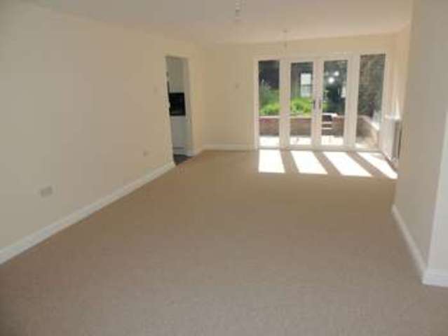  Image of 4 bedroom Detached house for sale in Melrose Avenue Bletchley Milton Keynes MK3 at Melrose Avenue Bletchley Milton Keynes, MK3 6PP