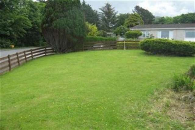  Image of 2 bedroom Semi-Detached house to rent in Merton Park Penmaenmawr LL34 at Penmaenmawr, LL34 6DH