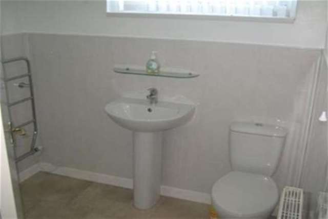  Image of 2 bedroom Semi-Detached house to rent in Merton Park Penmaenmawr LL34 at Penmaenmawr, LL34 6DH