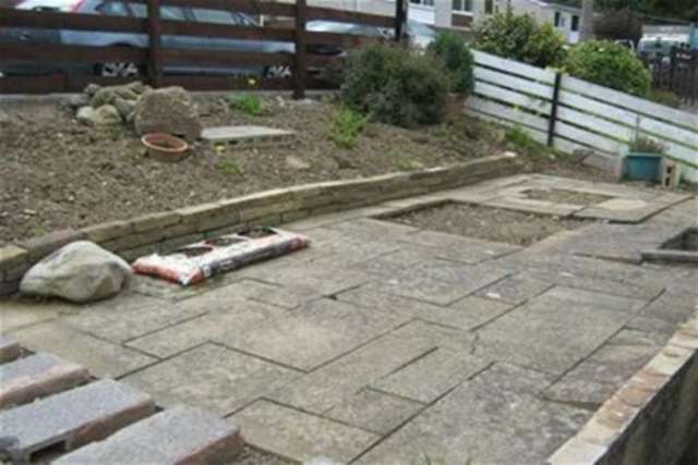  Image of 2 bedroom Semi-Detached house to rent in Merton Park Penmaenmawr LL34 at Penmaenmawr, LL34 6DH