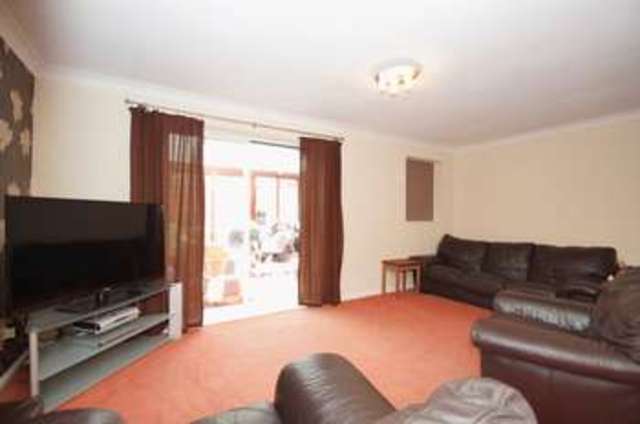  Image of 3 bedroom Terraced house to rent in Mickleton Close Redditch B98 at Mickleton Close Oakenshaw Redditch, B98 7XY
