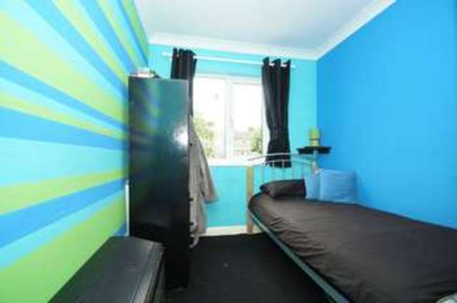  Image of 3 bedroom Terraced house to rent in Mickleton Close Redditch B98 at Mickleton Close Oakenshaw Redditch, B98 7XY